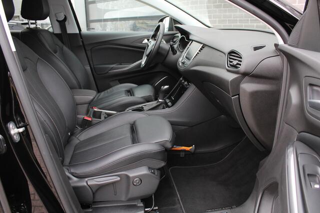 Opel Grandland X 1.2 Turbo Innovation / Carplay / Leer / Stoelverwaming/koeling