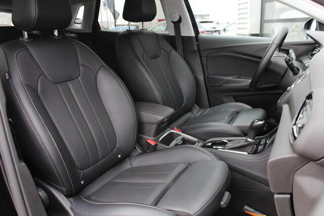Opel Grandland X 1.2 Turbo Innovation / Carplay / Leer / Stoelverwaming/koeling