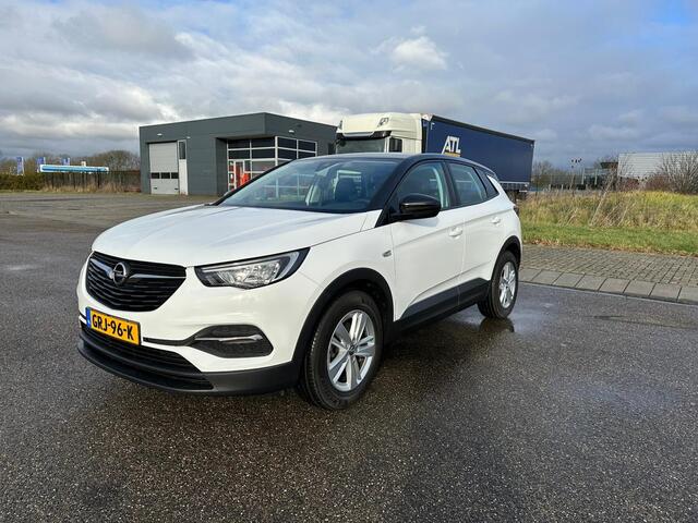 Opel Grandland X 1.2 Turbo Business Edition