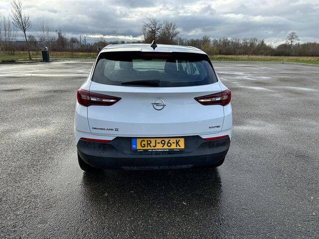 Opel Grandland X 1.2 Turbo Business Edition