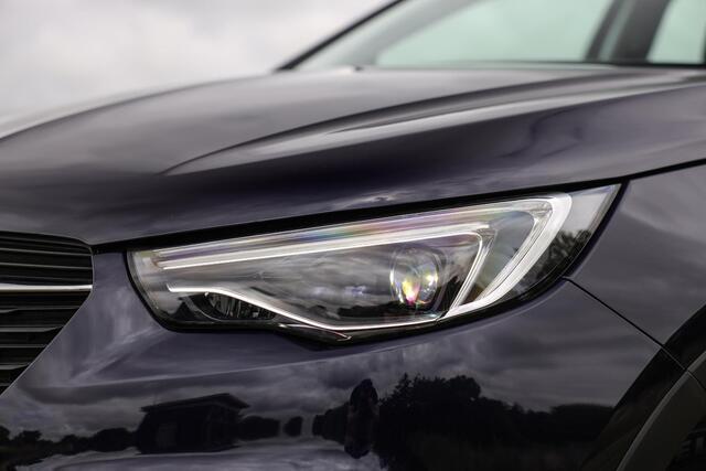 Opel Grandland X 1.2 Turbo 130 PK Aut8 Executive ? LED ? Ergo stoelen ? Trekhaak
