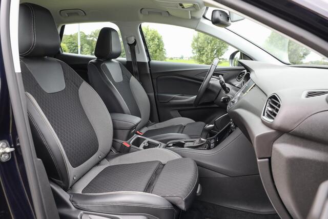 Opel Grandland X 1.2 Turbo 130 PK Aut8 Executive ? LED ? Ergo stoelen ? Trekhaak