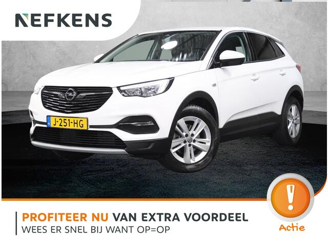 Opel Grandland X 1.2 130PK Turbo Business Executive | 1ste eigenaar | AppleCarPlay/AndroidAuto | Trekhaak | Camera | AGR Bestuurdersstoel | Dodehoekdetectie | Navigatie | Isofix | Privacy Glass | Elektrische Klep |