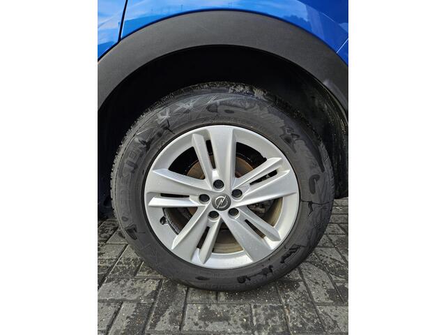 Opel Grandland X 1.2 Turbo Business +