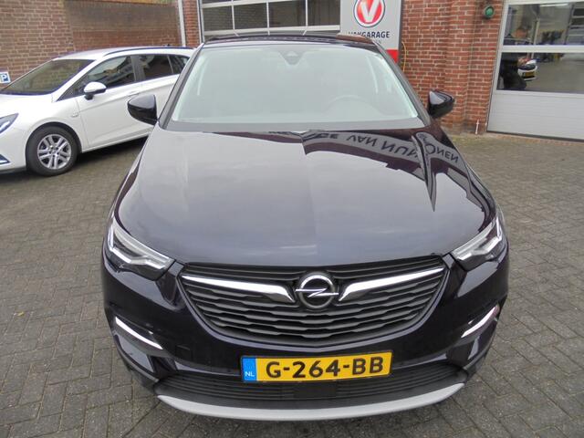 Opel Grandland X 1.2 Turbo Bus. Ex.