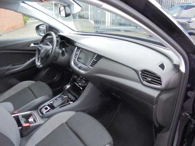 Opel Grandland X 1.2 Turbo Bus. Ex.