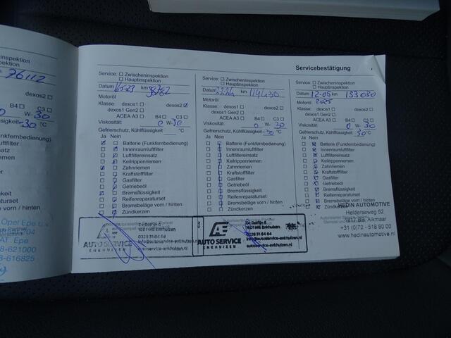 Opel Grandland X 1.2 Turbo Innovation AUTOMAAT | APPLE CARPLAY | 360 CAMERA | NAVIGATIE | AIRCO/EC | ADAPTIEVE CRUISECONTROL | PARKEERSENSOREN | LEDER BEKLEDING | DAB RADIO | LED VERLICHTING | STOELVERWARMING |