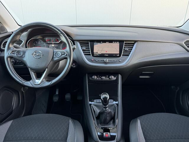 Opel Grandland X 1.2 Turbo Innovation Carplay/18inch.