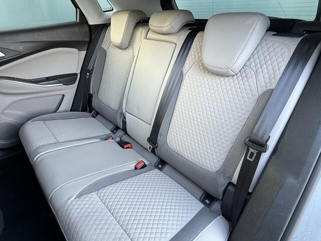 Opel Grandland X BJR 2019 1.2 Turbo 131 PK Business Executive AUTOMAAT | CLIMA / CRUISE / NAVI / TELEFONIE / CARPLAY | CAMERA