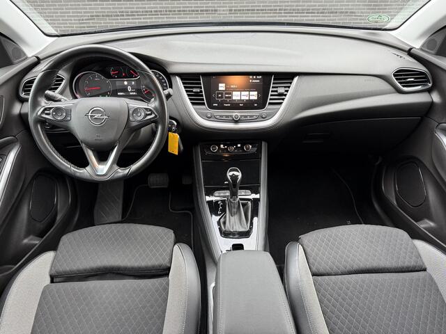 Opel Grandland X 1.6 Turbo Innovation / Automaat / Trekhaak Afneembaar 1600KG / Winterwielen set inbegrepen Navigatie / Cruise Control / Dodehoekherkenning / Climate Control / Android&Apple Carplay / Bluetooth
