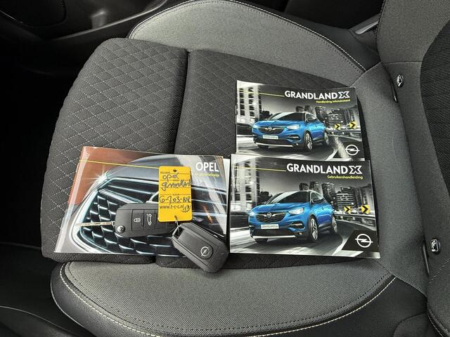 Opel Grandland X 1.6 Turbo Innovation / Automaat / Trekhaak Afneembaar 1600KG / Winterwielen set inbegrepen Navigatie / Cruise Control / Dodehoekherkenning / Climate Control / Android&Apple Carplay / Bluetooth