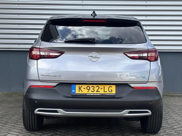Opel Grandland X Edition 2020 1.2 Turbo 130pk | AGR-STOELEN | CAMERA | TWO-TONE | WINTER PACK | NAVI PRO | CLIMA | ISOFIX | DAB+ |