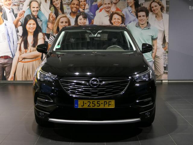 Opel Grandland X 1.2 Turbo Innovation *Afneembare trekhaak!* - Stoel en stuurverwarming, dode hoek, clima, camera