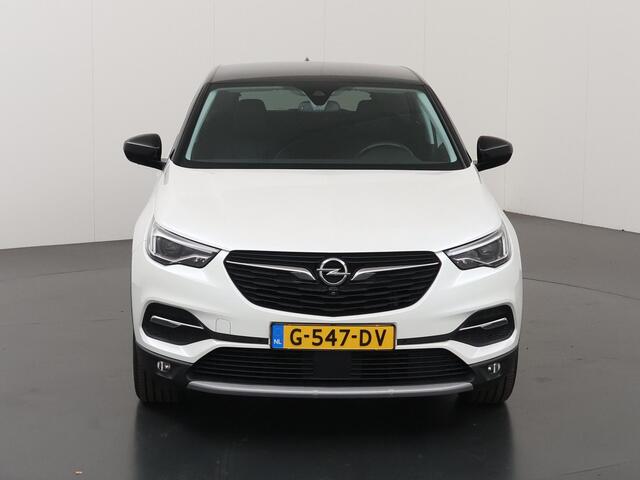 Opel Grandland X 1.6 Turbo Innovation | Trekhaak | Navigatie | Parkeercamera 360° | Stoelverwarming / koeling| Keyless Go | Denon Sound |