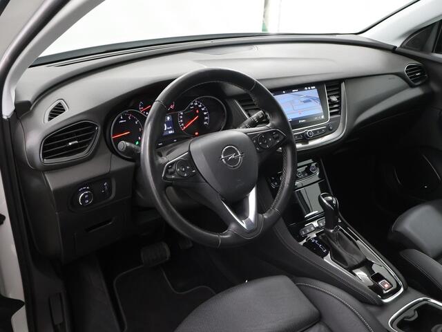 Opel Grandland X 1.6 Turbo Innovation | Trekhaak | Navigatie | Parkeercamera 360° | Stoelverwarming / koeling| Keyless Go | Denon Sound |