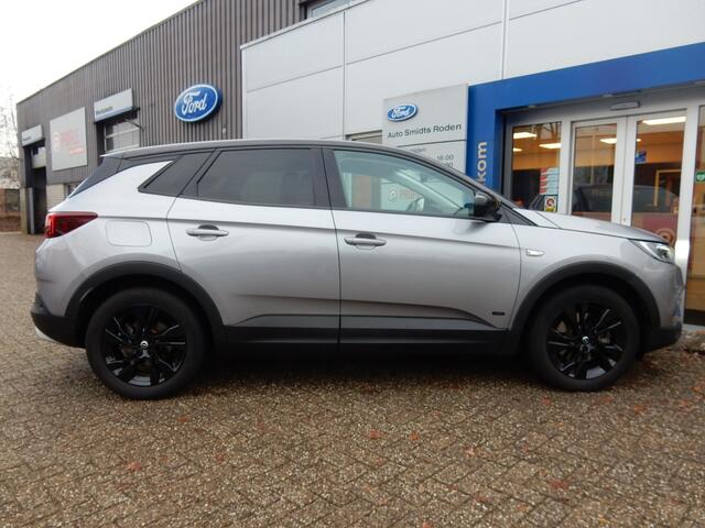 Opel Grandland X 1.6 Turbo Hybrid Elegance | Trekhaak | Camera | Stoelverwarming | LED | ISOFIX |