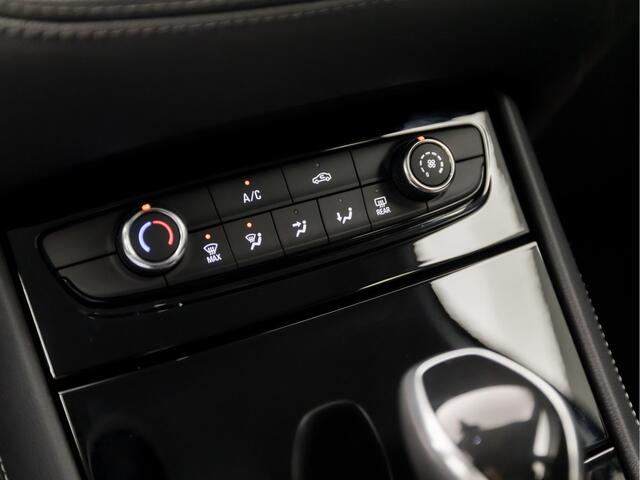 Opel Grandland X 1.2 Turbo Sport Automaat (APPLE CARPLAY, GROOT NAVI, GETINT GLAS, CRUISE, SPORTSTOELEN, PARKEERSENSOREN, LED KOPLAMPEN, NIEUWSTAAT)