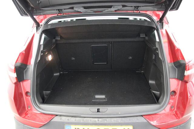 Opel Grandland X 1.2 Turbo Business Executive - Panorama, Carplay, Navi, Cruise, Half Leer