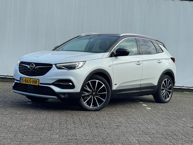 Opel Grandland X 1.6 Turbo 300PK Hybrid4 Ultimate met Navi/Camera, Winterpakket, 19inch, AGR