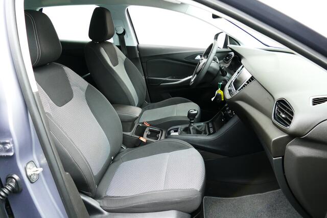 Opel Grandland X 1.2 130Pk Turbo Business Executive. Navi, Clima, Cruise, 17"LMV, Haak 1400kg