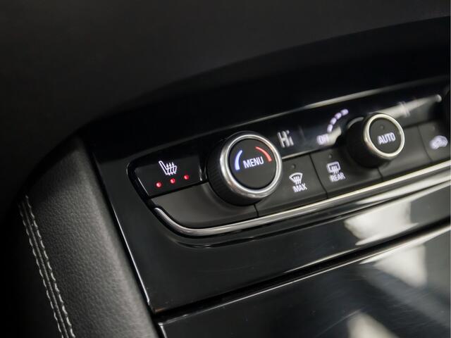 Opel Grandland X 1.2 Turbo Sport (APPLE CARPLAY, GROOT NAVI, LEDER, CAMERA, STUUR/STOELVERWARMING, SPORTSTOELEN, KEYLESS, CRUISE, GETINT GLAS, NIEUWSTAAT)