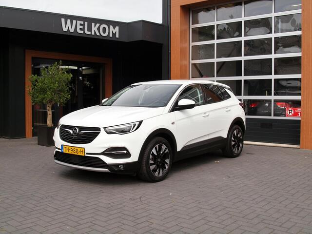 Opel Grandland X 1.2 Turbo Innovation | Gereviseerde motor | Automaat | Camera | Apple Carplay | Leer | Trekhaak |