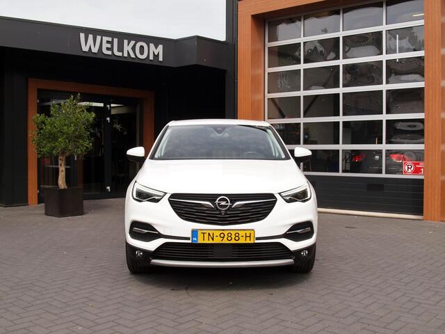 Opel Grandland X 1.2 Turbo Innovation | Gereviseerde motor | Automaat | Camera | Apple Carplay | Leer | Trekhaak |