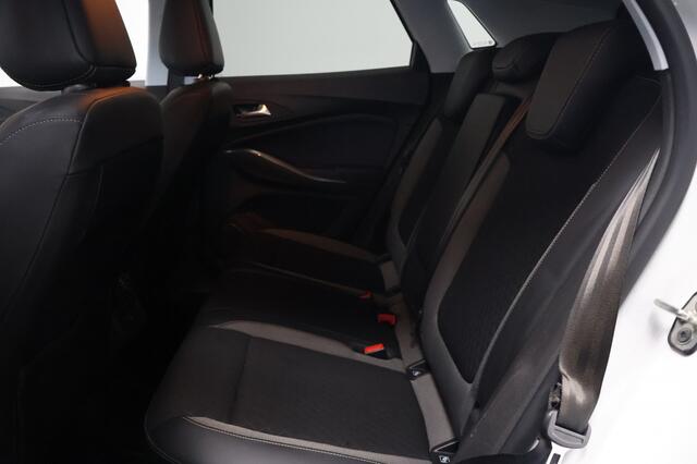 Opel Grandland X 1.2 Turbo Business Executive | Trekhaak | Navigatie