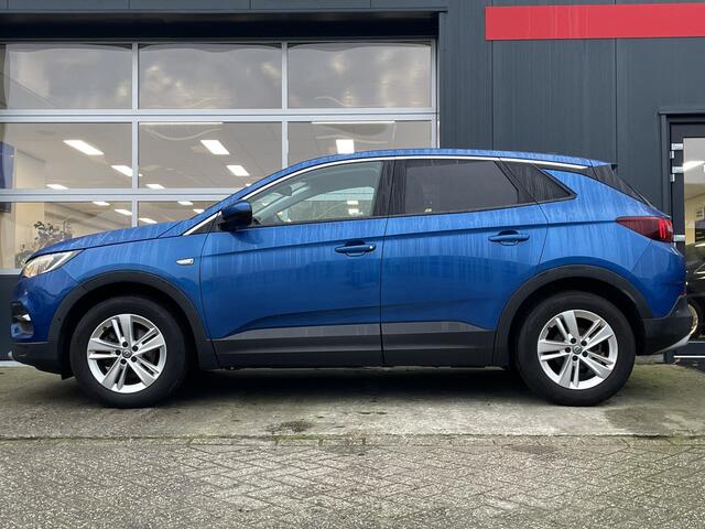 Opel Grandland X 1.2 Turbo Business Executive - Navigatie - Trekhaak - Climate Control - Blind Spot
