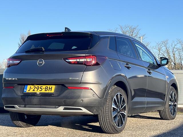 Opel Grandland X Innovation 1.6 PHEV 225pk Hybrid e-EAT8 | AGR-STOELEN | KEYLESS | FULL LED | ELEK. A.KLEP | NAVI | APPLE CARPLAY / ANDROID AUTO | ISOFIX |