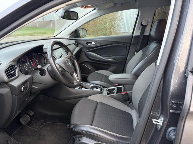 Opel Grandland X BJR 2020 1.2 131 PKTurbo Business Executive AUTOMAAT | TREKHAAK | CLIMA | CRUISE | CARPLAY | COMFORT STOEL