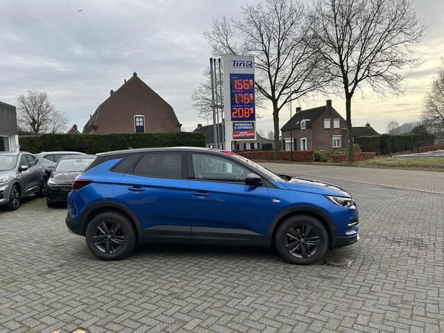 Opel Grandland X 1.2 Turbo Elegance