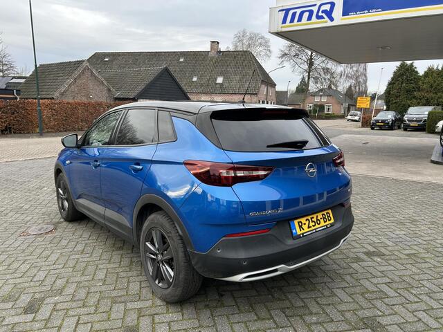 Opel Grandland X 1.2 Turbo Elegance
