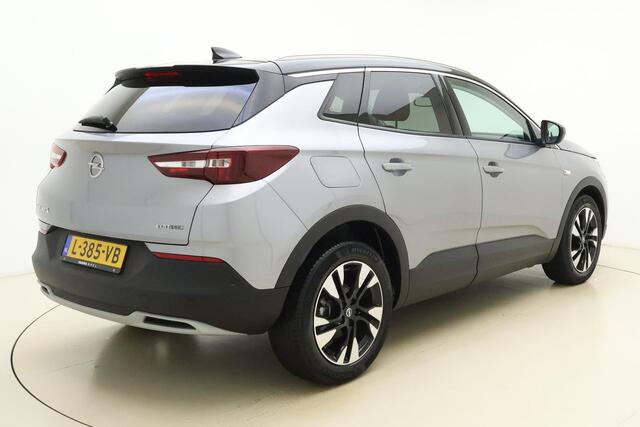 Opel Grandland X 1.2 Turbo 130pk Innovation | Navigatie | Camera | Climate control | Elektrische achterklep | LED koplampen | Lichtmetalen velgen | Zwart dak