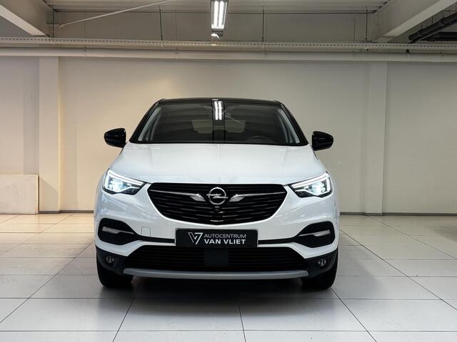 Opel Grandland X 1.2 Turbo Business Elegance Automaat | Trekhaak | Navigatie | 360 Camera| 4-seizoensbanden | Android auto / Apple carplay