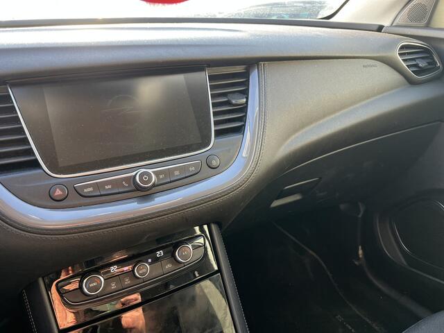 Opel Grandland X 1.2 Turbo Business Executive | Nieuw Binnen! | Clima | Cruise | Navi