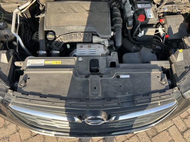 Opel Grandland X 1.2 Turbo Business Executive | Nieuw Binnen! | Clima | Cruise | Navi