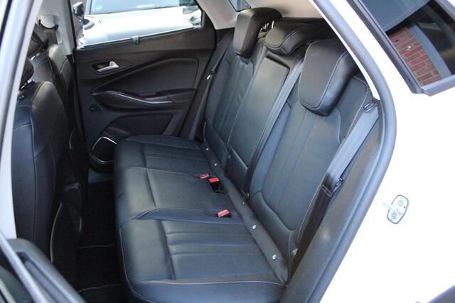 Opel Grandland X 1.6 Turbo Hybrid4 Ultimate | STOEL/VERW+KOEL | CARPLAY | CAMERA | NAVI | KEYLESS | LED | PDC | 19'LMV |