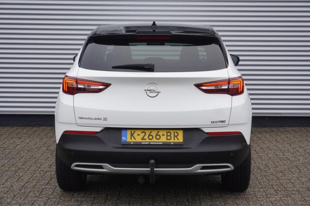 Opel Grandland X 1.2 Turbo Innovation / 1e eig. / Trekhaak / Camera / Zwart dak / Navigatie