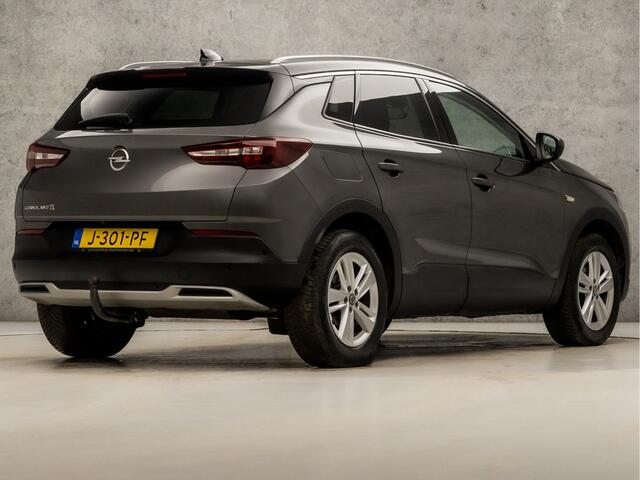 Opel Grandland X 1.2 Turbo Sport Automaat (APPLE CARPLAY, GROOT NAVI, LANE ASSIST, LEDER, CAMERA, LED KOPLAMPEN, SPORTSTOELEN, GETINT GLAS, CRUISE, NIEUWE APK, NIEUWSTAAT)
