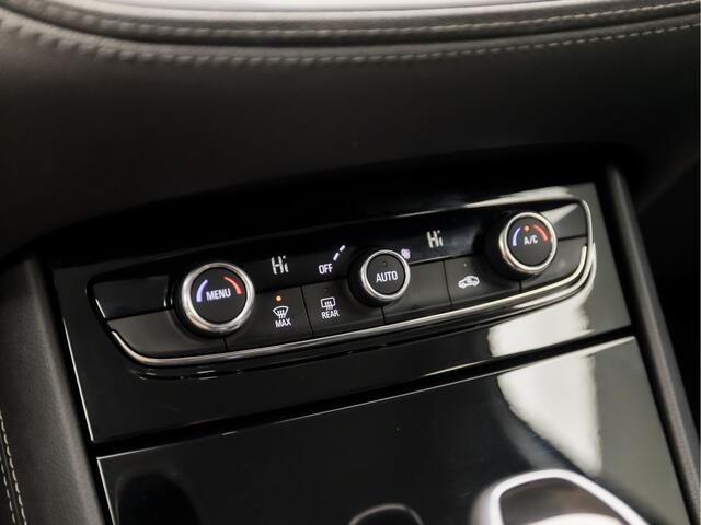 Opel Grandland X 1.2 Turbo Sport Automaat (APPLE CARPLAY, GROOT NAVI, LANE ASSIST, LEDER, CAMERA, LED KOPLAMPEN, SPORTSTOELEN, GETINT GLAS, CRUISE, NIEUWE APK, NIEUWSTAAT)