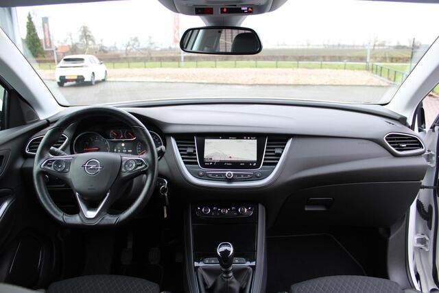 Opel Grandland X 1.2 Turbo Business Elegance Led/Camera/AppleAndroid
