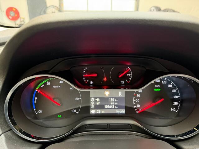 Opel Grandland X 1.6 Turbo Hybrid4 Ultimate Leer Trekhaak LED DAB Stoelverwarming en ventilatie Elek Stoelverstelling Stuurwielverwarming 4x4