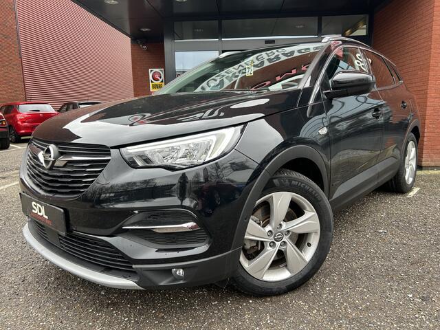 Opel Grandland X 1.6 Turbo Hybrid4 300PK!! Business Elegance // FULL LED // NAVI + CARPLAY // PDC V+A // STOELVERWARMING // CAMERA