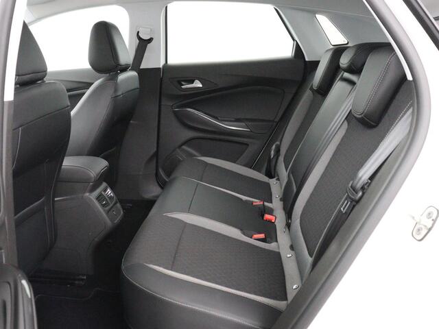 Opel Grandland X 1.6 Turbo Hybrid Business Edition | Trekhaak | Navigatie | Carplay | Parkeerhulp | Full LED | Cruise control | Bluetooth | Climate control | PHEV | Plug In