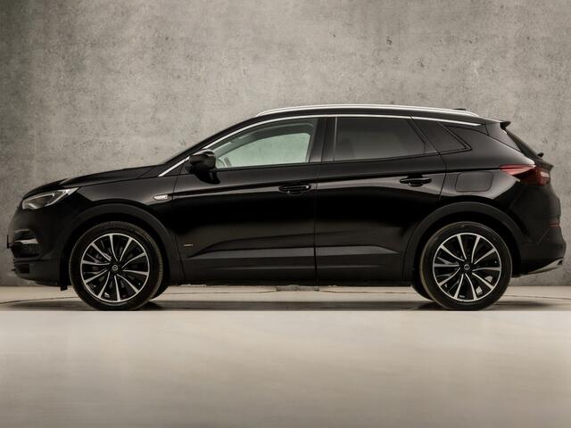 Opel Grandland X 1.6 Turbo Hybrid4 Ultimate Sport 300Pk Automaat (APPLE CARPLAY, MEMORY SEATS, LEDER, STOELVERWARMING EN KOELING, ADAPTIVE CRUISE, 360 CAMERA, DRIVE MODE, GETINT GLAS, NIEUWSTAAT)