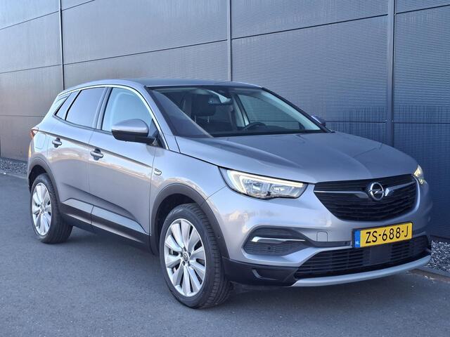 Opel Grandland X 1.2 Turbo Business Executive | Trekhaak | Carplay | Clima | Cruise