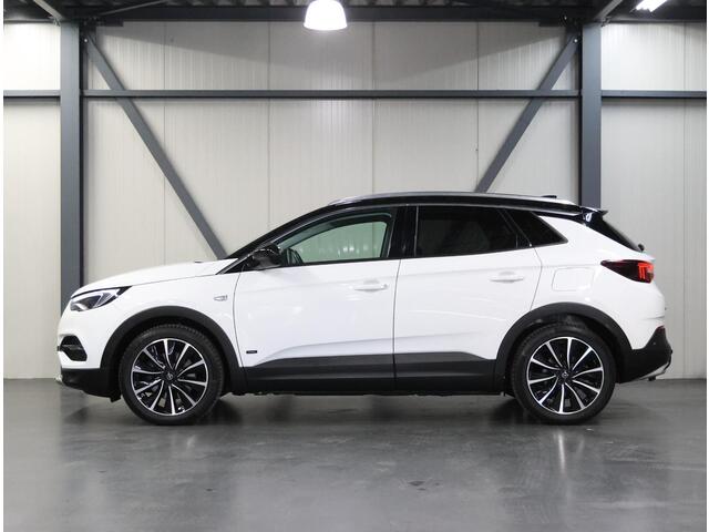 Opel Grandland X 225PK Hybrid Ultimate | 1ste eigenaar | LEER | Stoelkoeling/Stoel/Voorruitverwarming | FULL LED | AGR Stoelen | Denon Sound | 360'Camera | Trekhaak | Two-tone | Privacy Glass | AppleCarPlay/AndroidAuto | Navigatie | Cruise Control | Keyless | Isofix | Ele