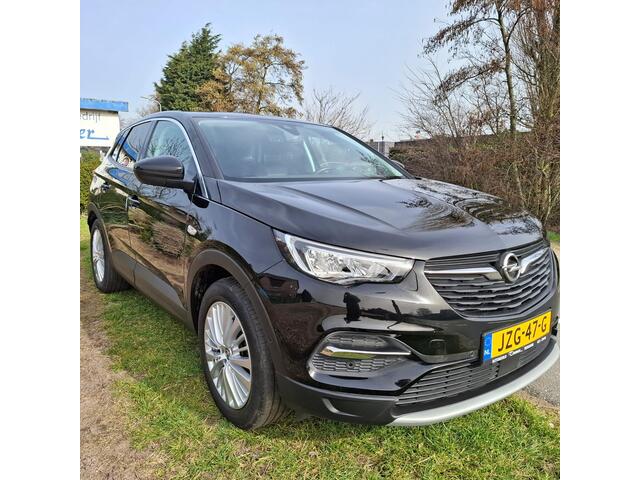 Opel Grandland X 1.6 Turbo Hybrid Elegance