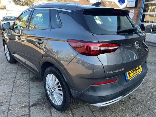 Opel Grandland X 1.2 TURBO BUS.AUTOMAAT,NAV,DAB,CARPLAY
